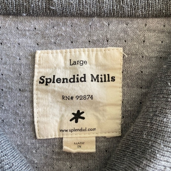Size L Splendid Mills Turtleneck/V-Neck Hybrid - Picture 2 of 2